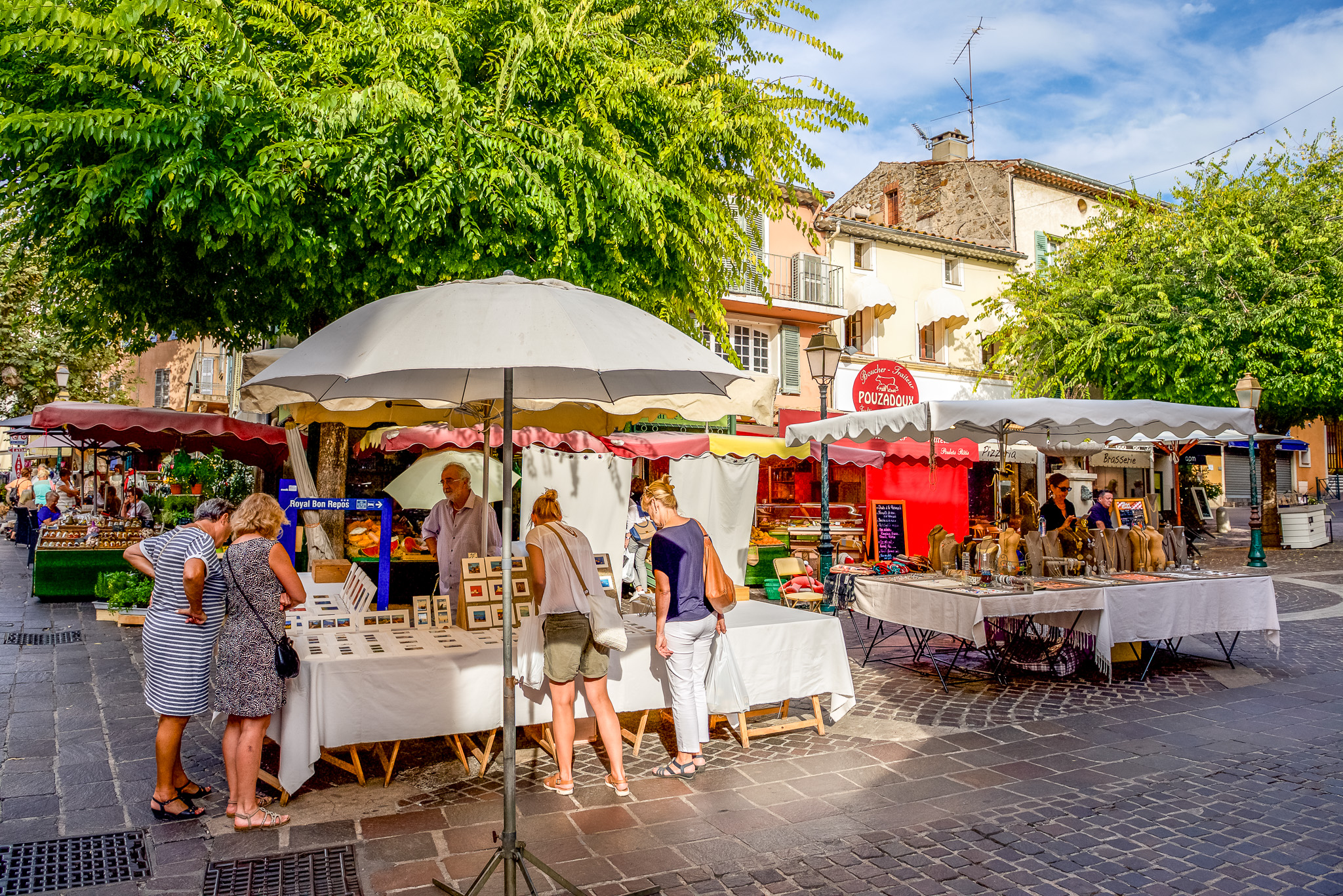 Day Trip to Sainte-Maxime: Best Things to See & Do